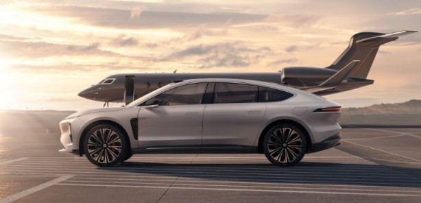 Foto - Çin firması Alman otomobil devlerine rakip oluyor! Elektrikli ultra lüks Nio ET9 tanıtıldı