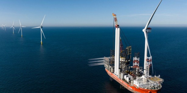 Foto - Çin kimsenin yapmadığını yaptı! Dünyanın en büyük rüzgar türbinini hizmete aldı