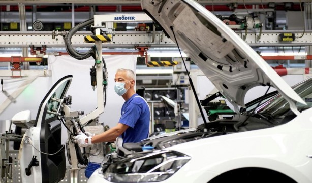 Foto - Çin korkusu önlem almaya itti! Renault ve Volkswagen anlaşamadı