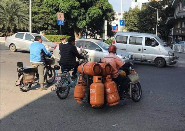 Foto - Çin yollarından sıra dışı manzaralar