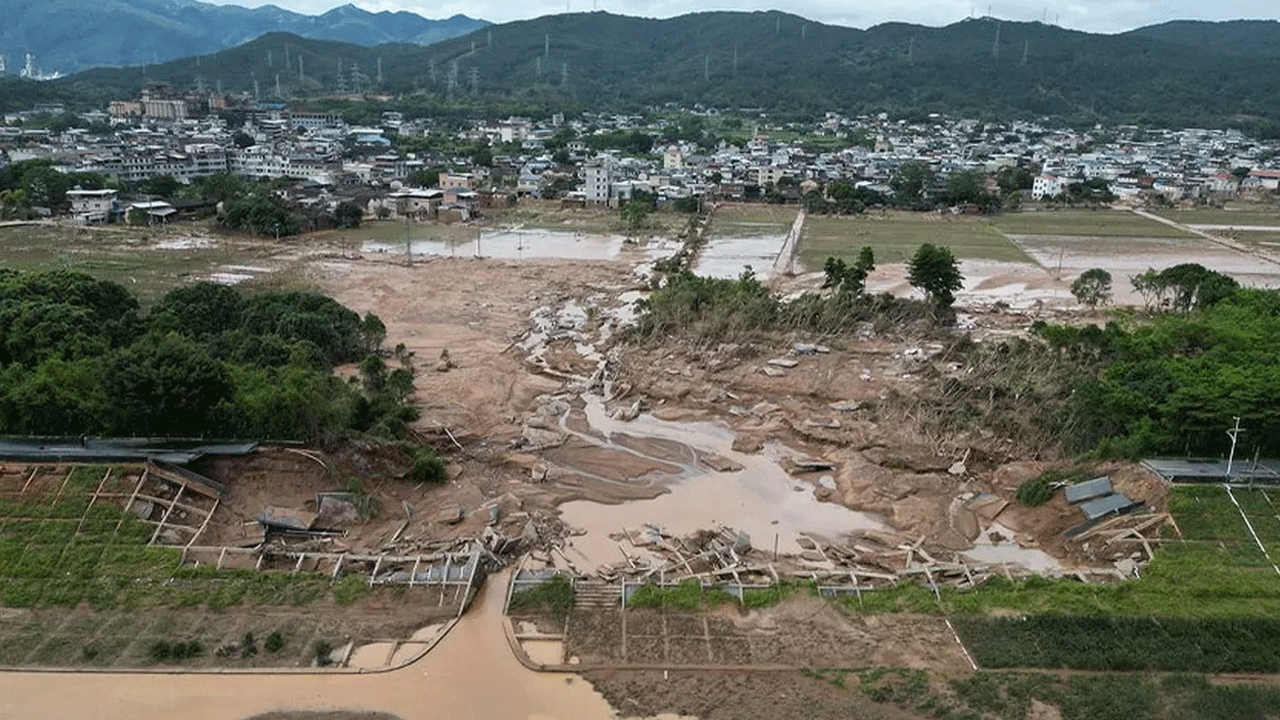 Foto - Çin'de büyük felaket! Ölü sayısı hızla yükseliyor