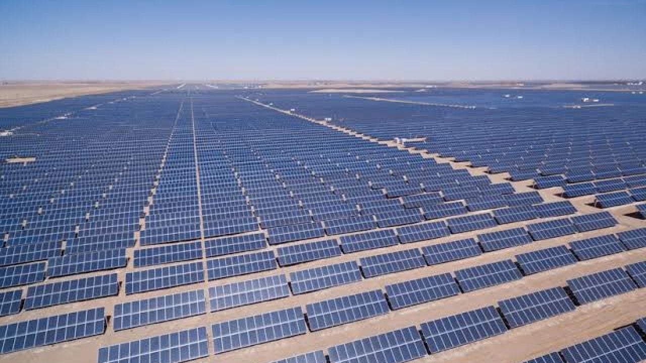 Çin’de güneş enerjisine gece mesaisi: Depolanan ısıyla elektrik üretecek