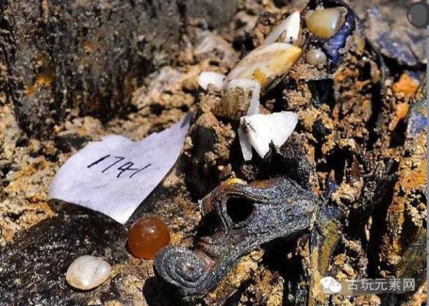 Foto - Çin’de ortaya çıkarılanlar şoke etti! Bakın hangi devlete ait