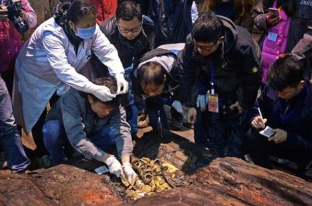 Foto - Çin’de ortaya çıkarılanlar şoke etti! Bakın hangi devlete ait