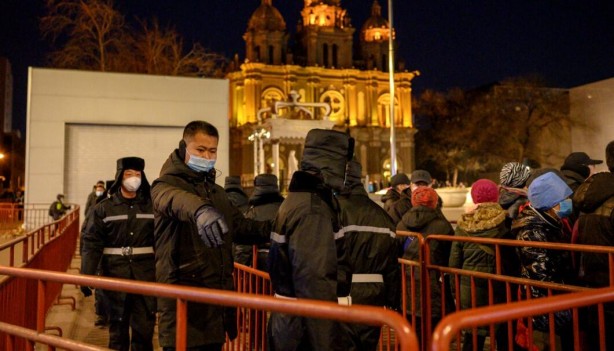 Foto - Çin'de yeniden alarm verildi! Pekin'de 'acil durum' ilan edildi