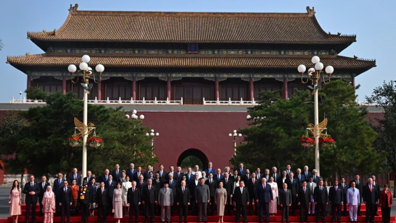 Foto - Çin'deki bu törenlerde liderler poz verdi ama Erdoğan yoktu! İşte nedeni