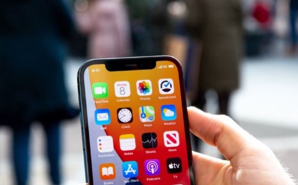 Foto - Çin'den Apple'a bir darbe daha