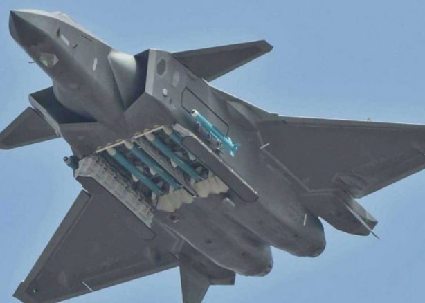 Foto - Çin'den savaş uçakları için büyük buluş! ABD tedirgin olacak