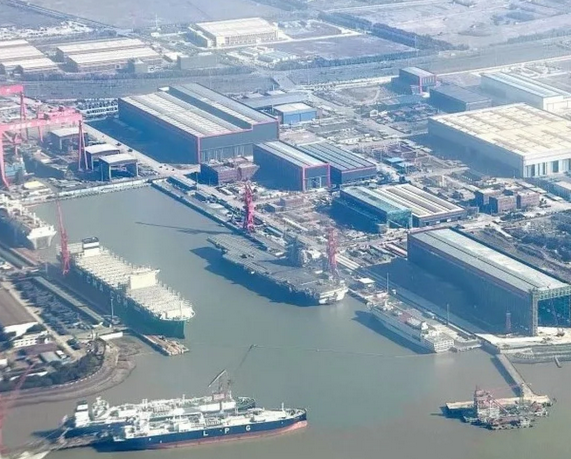 Foto - Çin'den yeni nesil uçak gemisi hakkında kamuoyuna açıklama: görüntülerini paylaştı! Küresel gücün peşinde