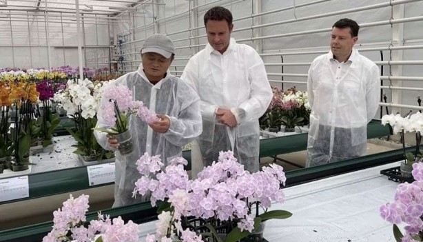 Foto - Çin’in en zengin insanı öğretmen oldu