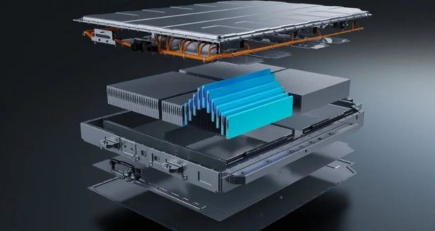 Foto - Çin'in önlenemez yükselişi! İşte dünyanın en hızlı şarj olan aracı