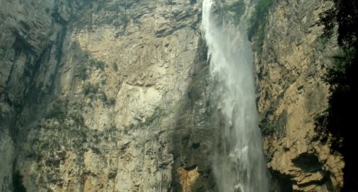 Foto - Çin'in şelalesi de çakma çıktı! Bakın nasıl kandırmışlar! 