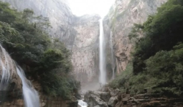 Foto - Çin'in şelalesi de çakma çıktı! Bakın nasıl kandırmışlar! 