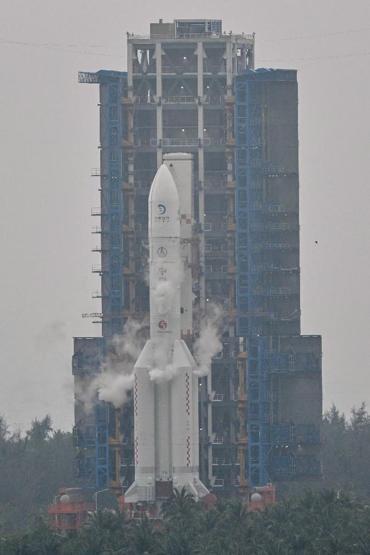 Foto - Çin’in uzay aracı yörüngeye gizemli nesne bıraktı! Hedefte ABD mi var?