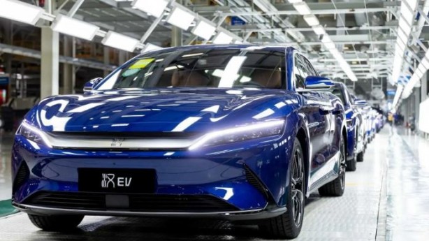 Çinli BYD, Avrupa’da fabrika kuracak! İşte seçtiği ülke