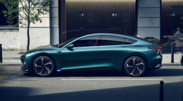 Foto - Çinli GEELY piyasaya hiltiyle daldı! Yeni elektrikli otomobili büyük beğeni aldı