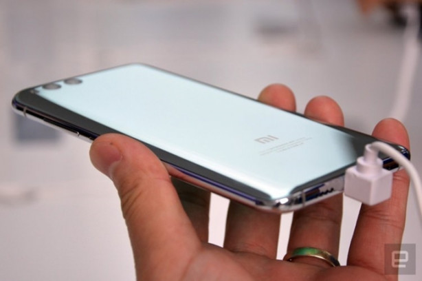 Foto - Çinli üretici Apple ve Samsung'u sallayacak!