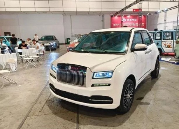 Foto - Çinliler 2 bin dolara minik Rolls-Royce satıyor