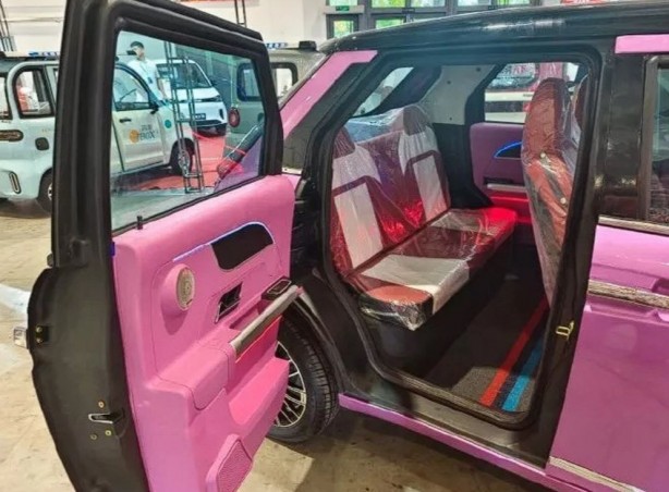 Foto - Çinliler 2 bin dolara minik Rolls-Royce satıyor