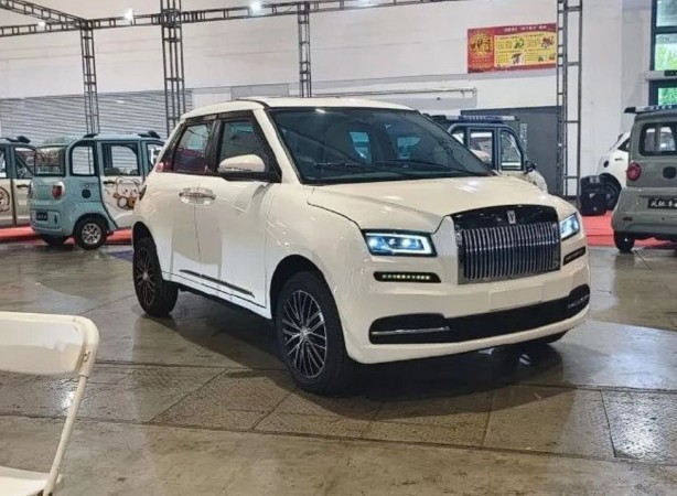 Foto - Çinliler 2 bin dolara minik Rolls-Royce satıyor