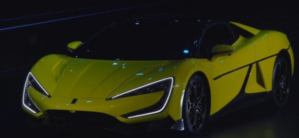 Foto - Çinliler ABD ve Avrupa'yı silmeye kararlı! Dans eden otomobili tanıttılar