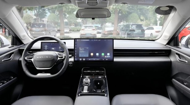 Foto - Çinliler elektrikli otomobil işini abarttı! Türkiye'de olsa peynir ekmek gibi gider