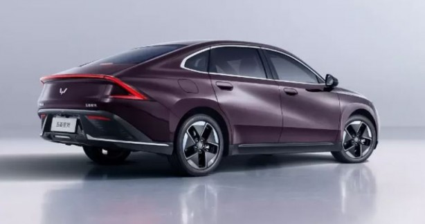 Foto - Çinliler elektrikli otomobil işini abarttı! Türkiye'de olsa peynir ekmek gibi gider