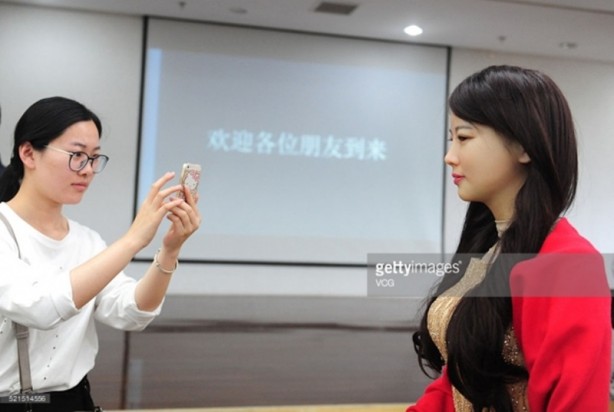 Foto - Çinlilerin hissedebilen robotu Jia Jia 