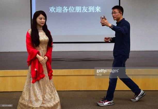 Foto - Çinlilerin hissedebilen robotu Jia Jia 