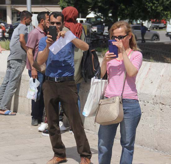 Foto - Cinsel istismara uğrayan çocuk, "annem bana inanmıyor" diyerek köprüden atladı
