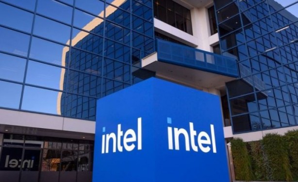 Foto - Çip devi Intel hem üretimde hem de borsada çakıldı