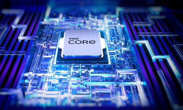 Foto - Çip devi Intel hem üretimde hem de borsada çakıldı