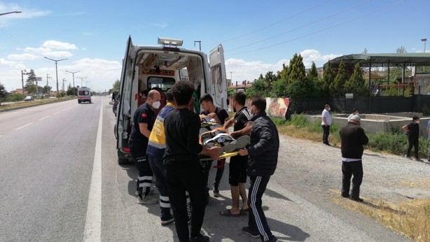 Foto - Cip ile hafif ticari araç çarpıştı: Yaralılar var