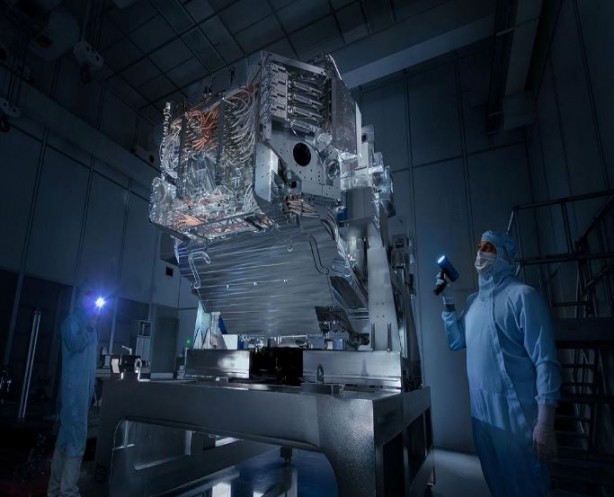 Foto - Çip makinesi üreten ASML, High-NA EUV makinelerini pahalı bulunlara cevap verdi