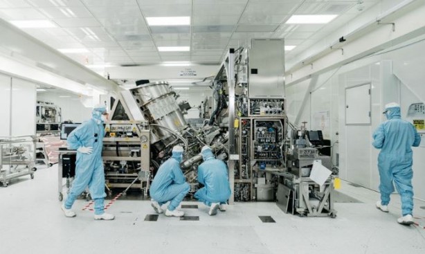 Foto - Çip makinesi üreten ASML, High-NA EUV makinelerini pahalı bulunlara cevap verdi