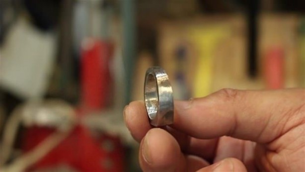 Foto - Civata somunundan öyle bir şey yaptı ki!