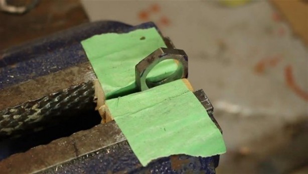 Foto - Civata somunundan öyle bir şey yaptı ki!