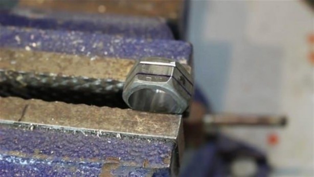 Foto - Civata somunundan öyle bir şey yaptı ki!