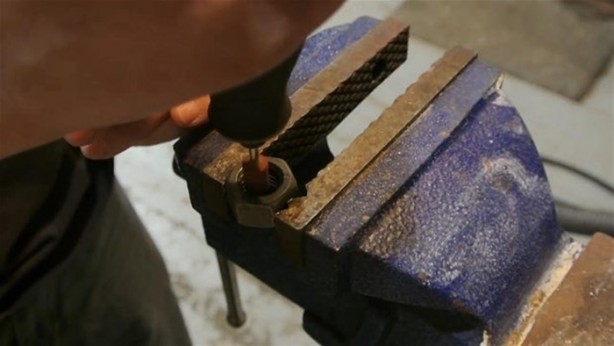 Foto - Civata somunundan öyle bir şey yaptı ki!