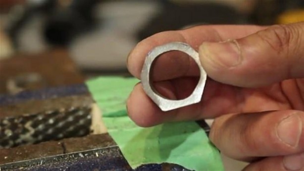 Foto - Civata somunundan öyle bir şey yaptı ki!