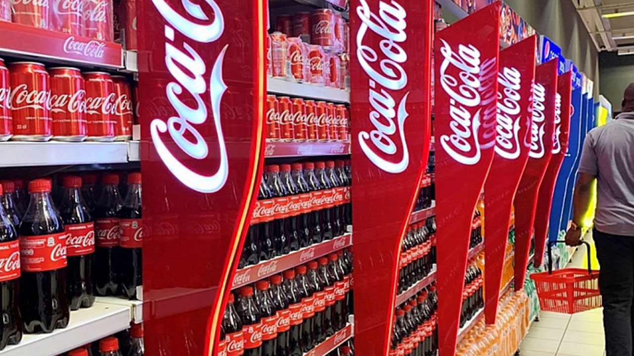 Foto - Coca Cola'ya kızıp Türkiye'den içecek almaya başladılar! Rafları Türk gazozu ve kolasıyla doldurdular