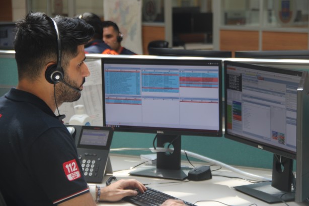 Foto - Çocuğun annesi arayıp bakın ne istemiş! 112’ye gelen çağrı pes artık dedirtti