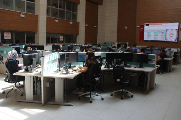 Foto - Çocuğun annesi arayıp bakın ne istemiş! 112’ye gelen çağrı pes artık dedirtti