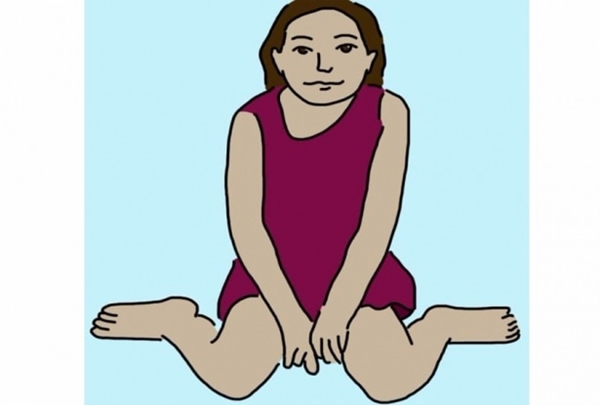 Foto - Çocuğunuz böyle oturuyorsa, dikkat!