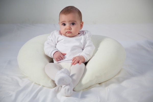 Foto - Çocuğunuz böyle oturuyorsa, dikkat!