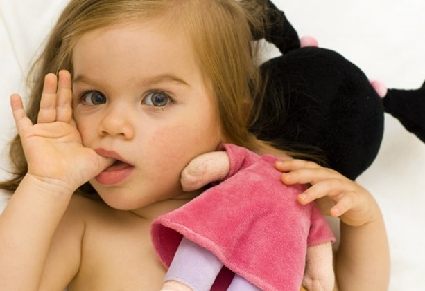 Foto - Çocuğunuz parmağını emiyorsa...