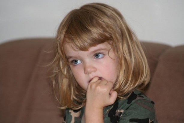 Foto - Çocuğunuz tırnak yiyorsa dikkat!