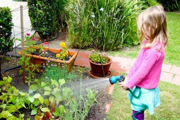 Foto - Çocuğunuzun bahçeyle ilgilenmesini nasıl sağlayabilirsiniz?