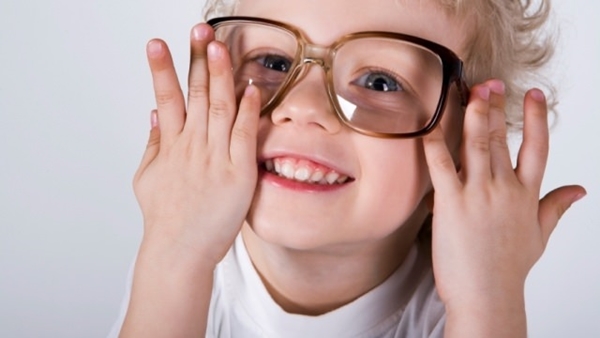 Foto - Çocuğunuzun eline tablet verirken bir kez daha düşünün! Çünkü...