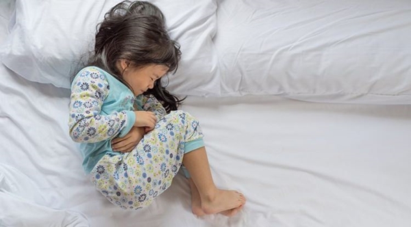 Foto - Çocuğunuzun karın ağrısını hafife almayın